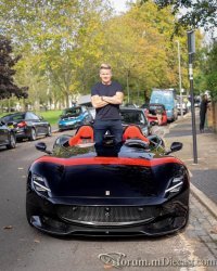 gordonramsayferrari-1.thumb.jpg.0fa9e6afc31e2eaec154a395b54ab8e3.jpg