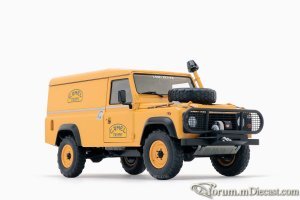 landrover-defender-camel-trophy-support-unit-1w.jpg