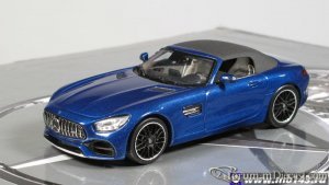 Spark-Mercedes-AMG-GT-Roadster-2017-1.jpg
