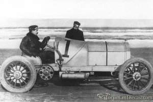 Touchwood-Mercedes-Simplex-90hp-1-Vanderbilt-Record-Daytona-1904-4.jpg