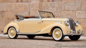 Walldorf-Miniaturen-Mercedes-Typ170S-Cabriolet-A-1949-Open-4.jpg