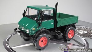 WhiteBox-Mercedes-Unimog-U406-1977-1.jpg
