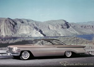oldsmobile_98_holiday_scenicoupe.thumb.jpg.6b1f1e05d6b071929227c563fd4b1a66.jpg