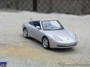 Porsche 911 Carrera Cabrio_0-0.jpg
