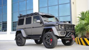 Minichamps-BRABUS-550-Adventure-4x4-2017_3.jpg