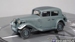 OldGarage-Mercedes-Typ200-w21-Limousine-1942-1.jpg