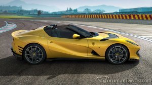 ferrari-812-competizione-a.thumb.jpg.947ddd49f09ba3be7559042c41984743.jpg