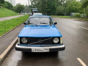 914696812_Volvo244GL1977....thumb.jpg.4e8c2ae0908046263cf6375c7f4029dd.jpg