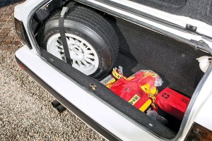Audi-Sport-quattro-von-1984-1200x800-6c991f8cd6271b19.thumb.jpg.797d1fe68d05f5c399ed99f31728505c.jpg