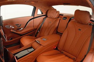 Minichamps-BRABUS-MAYBACH-900AUF-S600-2016_9.jpg