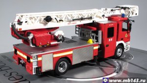 NoName-Mercedes-1836-ACTROS-MP2-Magirus-Ladder-32m-EFPN230-China-2008_2.jpg