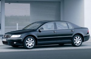 volkswagen_phaeton_1.thumb.jpg.375f4a4fffb6ffa70c41020cd976b184.jpg