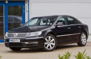 volkswagen_phaeton_1_3.thumb.jpg.4a17e0fdb6263523cf39784fd038178f.jpg
