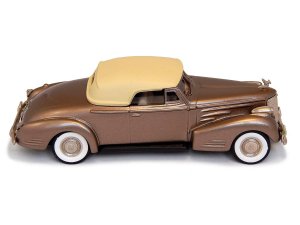 1940CadillacSer40-90ConvCoupe-02s.thumb.jpg.bd34b5a4adb11d83bfeaff66c82de931.jpg