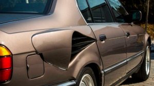 bmw-767li-goldfish-v16-1.jpg