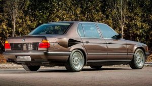 bmw-767li-goldfish-v16-3.jpg