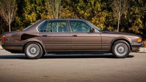 bmw-767li-goldfish-v16-4.jpg