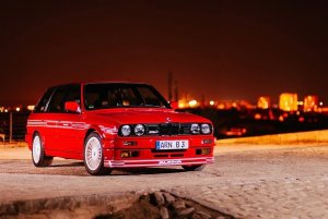 1087483118_Bmwe30alpinab32.7touring.thumb.jpg.0384b53637249959b5bcd3c72a5c817f.jpg