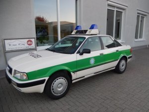 1890594964_Audi80B4Polizei1993.thumb.jpg.49cfef0bc2730d69d3a33dcf6358aca8.jpg