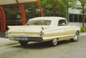 45021974_62CadillacConvertible.thumb.jpg.077278fc5d2ff3349845336b99b79d51.jpg