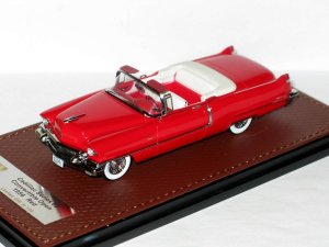 1901126344_CadillacSerie62Cabrio1956010.thumb.JPG.1f6fb37ff7ff5bb41db0cec22a291ef9.JPG