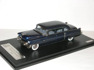 415079356_CadillacSeries75Limousine009.thumb.JPG.5be60009107f706ddba3f830d73754d4.JPG