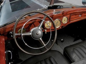 Horch-853-Special-Roadster-1938-Photo-07.thumb.jpg.9cbc90407af9b6ca1f0e62a0406b111a.jpg