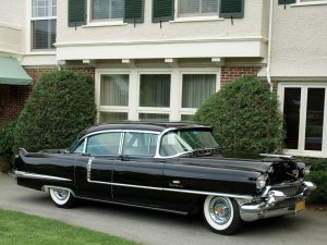 cadillac_fleetwood_sixty_special_34_3.thumb.jpg.4a824fbfe3e264823e5a95dc121cc9ad.jpg