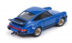 porsche-934-rsr-monaco-blue-1-18-450034100-en_01.jpg