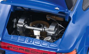 porsche-934-rsr-monaco-blue-1-18-450034100-en_04.jpg