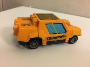 1077488506_TransformerCheetah5.thumb.jpg.d5e5967a6abc81738f3814961db43f4f.jpg