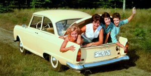 DKW_Junior_Kofferraum_2_1_2048px_copy_819x410.jpg