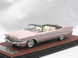 GLM_131004_1960_Imperial_Crown_Convertible_Dawn_Mauve_1_43.jpg
