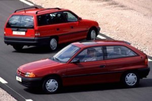 1284359941_opel-astra-f-1.jpeg.e20aa896c976027368818ac646078788.jpeg
