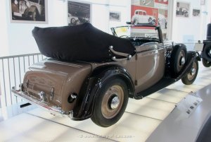 1935-front-225-2fenster-sport-cabriolet-62-004.thumb.jpg.067dbef1bb1b87bba00e711c3d7255c1.jpg