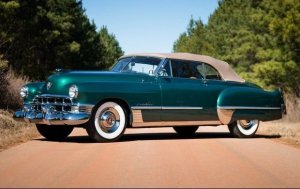239304480_CADILLACSeries62Convertible1949.thumb.jpg.82096414dd731f28e0ecf43441bc79c3.jpg