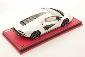 lambo052a2.jpg