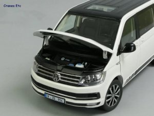 006GUJA6ly1h1w61v09zrj30v90ni79b.jpg