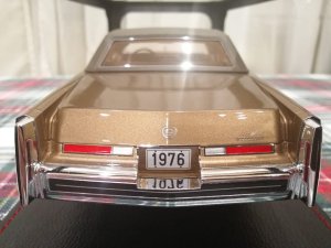 1976 Cadillac Fleetwood brown 3.jpg
