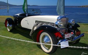 1933 Weymann 2537 J-508 Fishtail Speedster.jpg