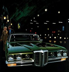 881677156_1970_Pontiac_Bonneville_4-Door_Hardtop_Humplmayrs_by_AF-VK.thumb.jpg.2e4efafa44986f10fdf13eee2d3c237b.jpg