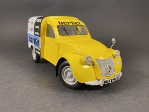 1023681435_1956Citroen2CVfourgonnetteServiceBerliet(4).thumb.JPG.07a141e848d755bdd7060ddf36e7b2d5.JPG