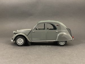 1892203147_19572CVMalleBombee(3).thumb.JPG.82ba3a9367971baf36182bde14a28eca.JPG