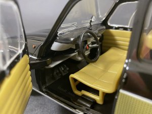 2081350000_1964RenaultR4Parisienne(9).thumb.JPG.c623f7bcc0ec18fbf37302795dbcdac2.JPG