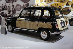469093554_1964RenaultR4Parisienne(22).thumb.jpg.548ca6d98bc796147e6242df7fab2316.jpg