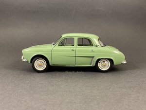 546563637_1958RenaultDauphine(3).thumb.JPG.dd850a2b4be0b717a03ff0ad2b848682.JPG