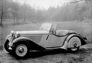 576821549_1935BMW319_1_3.thumb.jpg.501e48ca56c61e424007d96989088eae.jpg
