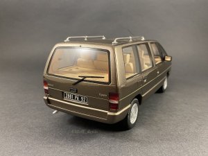 599468286_1985RenaultEspaceph.I(2).thumb.JPG.ec2441861b1e57ac937b9043a621d5bb.JPG