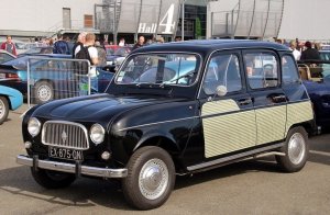 720144907_1964RenaultR4Parisienne(21).thumb.jpg.b187a10ca069644e59aafb9e3cb0872c.jpg