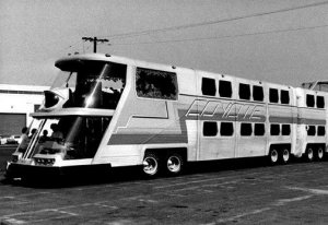 210691770_Website-BigBus.thumb.jpg.cf0cce1a5e62b75e73b571d0ff848999.jpg